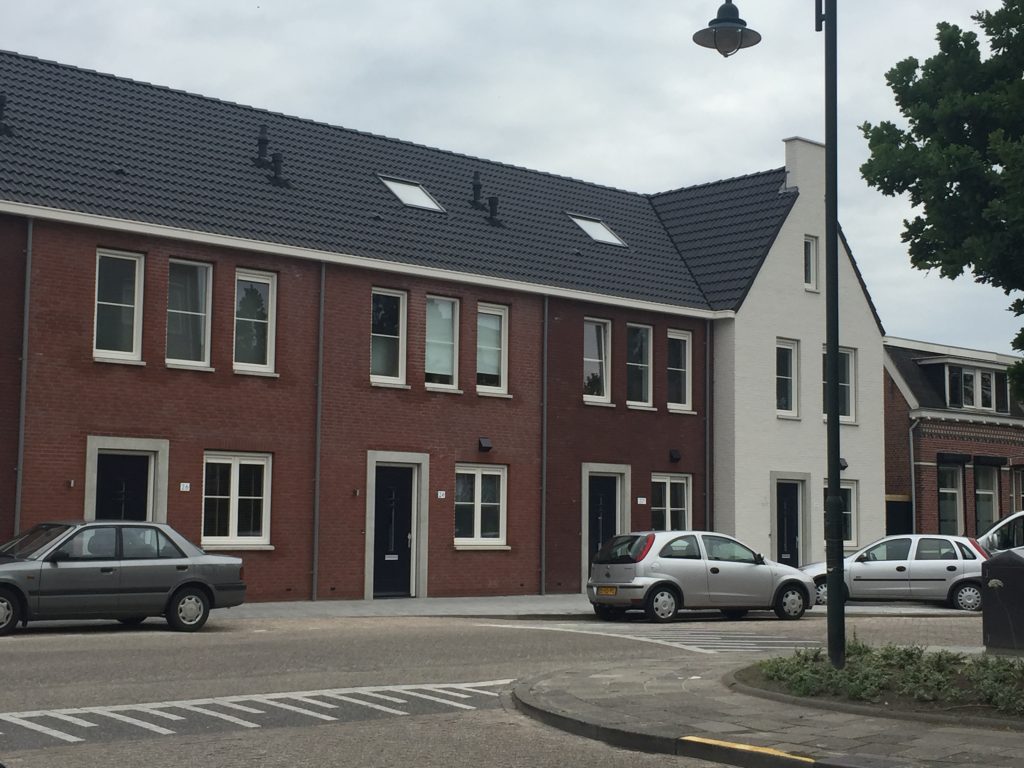Westdam 22A, Steenbergen
